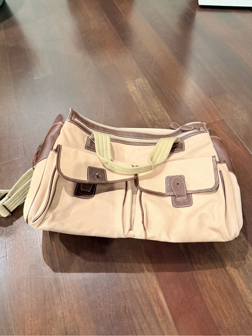 Tommy Bahama Brown Tan Crossbody Messenger Compartments Travel Bag - Picture 2 of 10